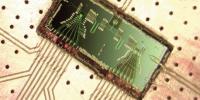 Researchers Develop Rice-Sized Laser