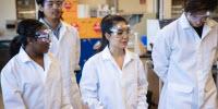 Top 5 Lab Safety Tips from a PPE Manufacturer
